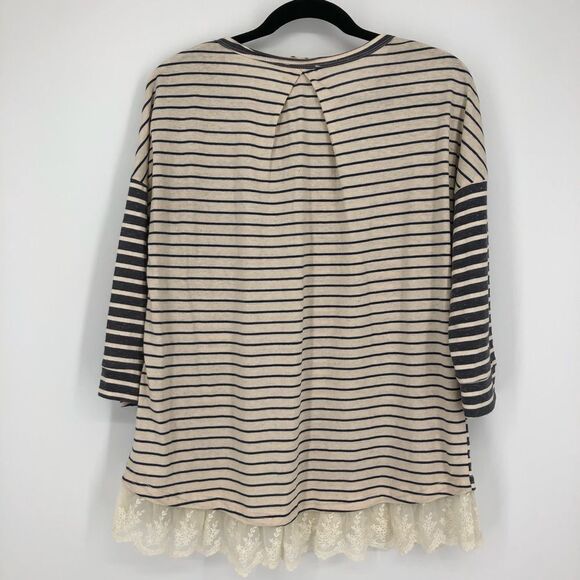 🆕 UMGEE Stripe 3/4 Sleeve Lace Mesh Hem Top NWOT - Picture 2 of 7